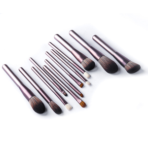 Ensemble de pinceaux de maquillage avec manche en bois personnalisé à la mode - Product Image 2