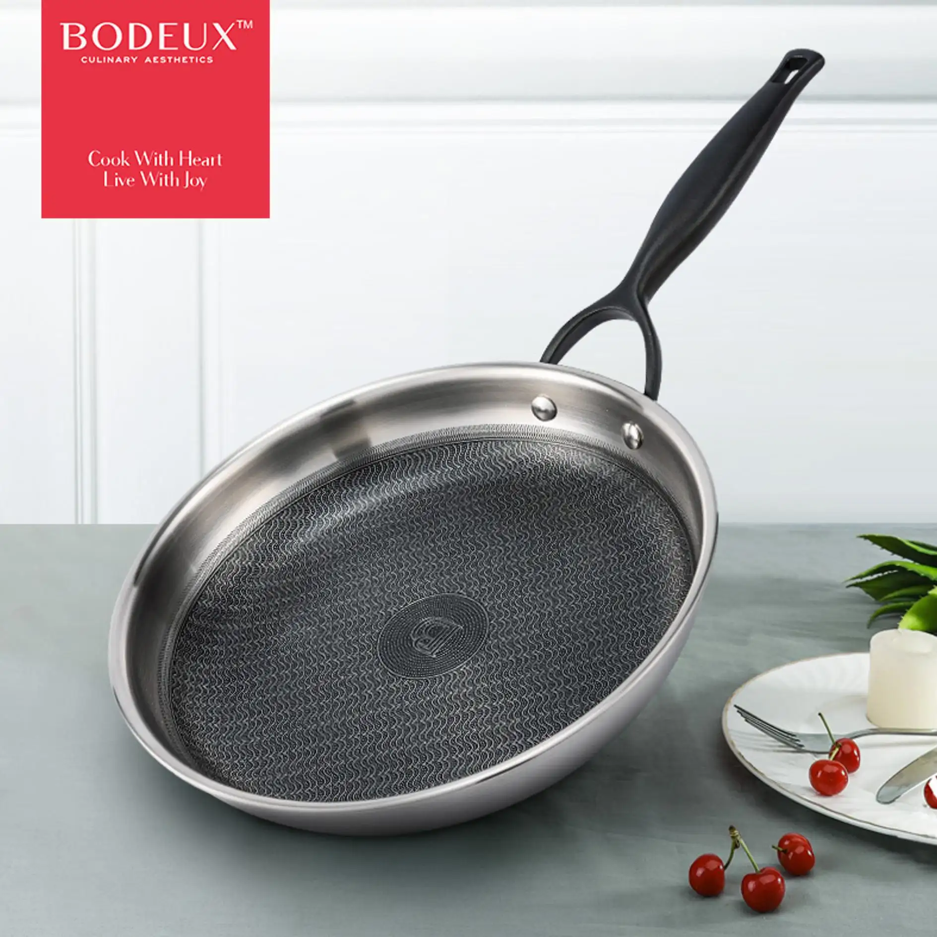 Factory wholesale high quality cookware long handle anti-scalding non-stick bottom frying pan stainless steel pan