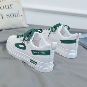 รองเท้าลำลองผู้หญิงปี 2024 - Product Image 4