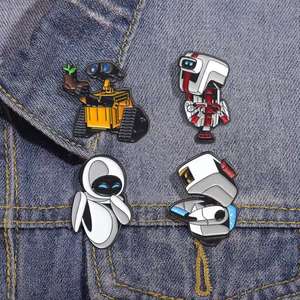 Broche en métal de dessin animé mignon Offre Spéciale conception de <span class=keywords><strong>robot</strong></span> en émail doux avec des personnages de <span class=keywords><strong>film</strong></span> Wall-e <span class=keywords><strong>Eva</strong></span> pour la fête nationale de Noël - Product Image 1