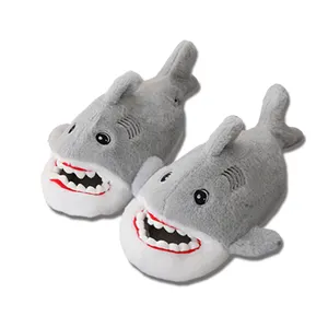 Pantoufles en forme de requin, chaussures d'intérieur en peluche avec des animaux de dessin animé, en stock, 2022