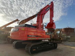 Doosan DX225LC รถขุดตีนตะขาบ DX300LC มือสอง DX300 DX150เครื่องยนต์ดั้งเดิม - Product Image 2