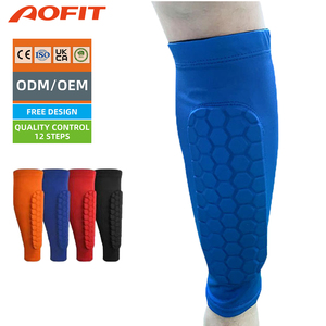 Aofit – Protège-tibias de <span class=keywords><strong>football</strong></span> souples avec coussinets en EVA alvéolés, manchon de compression et protection du mollet - Product Image 1