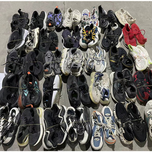 PU usado zapatos de cuero de goma de segunda mano de los hombres casuales mocasines planos <span class=keywords><strong>zapatillas</strong></span> de deporte de los hombres Slip-on de segunda mano Zapatos de vestir mocasines - Product Image 1