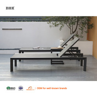 Lit pliant d'extérieur en aluminium BHR, design moderne et minimaliste, pour hôtel et resort, avec roues, tissu polyester, léger