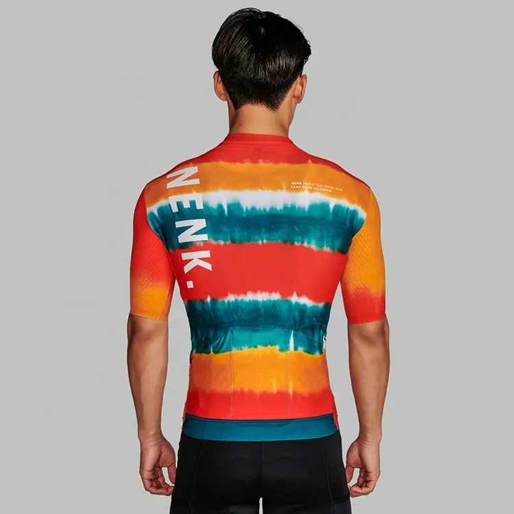 Maillot de cyclisme personnalisé avec zip intégral et poches arrière