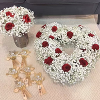 Support d'arrangement de fleurs humides et sèches en éponge en mousse florale personnalisée avec ventouses pour les décors de mariage et de fête