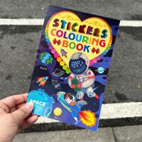 Livre de coloriage pour enfants : autocollants de dessins animés et bloc-notes à dessin avec des thèmes d'animaux et d'espace, jouet de dessin artistique A5 pour enfants