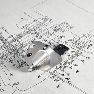 Carpeta de costura lateral <span class=keywords><strong>tipo</strong></span> resorte portátil de protección de calidad DAYU304 piezas de máquina de coser baratas para mesa plegable de ropa - Product Image 4