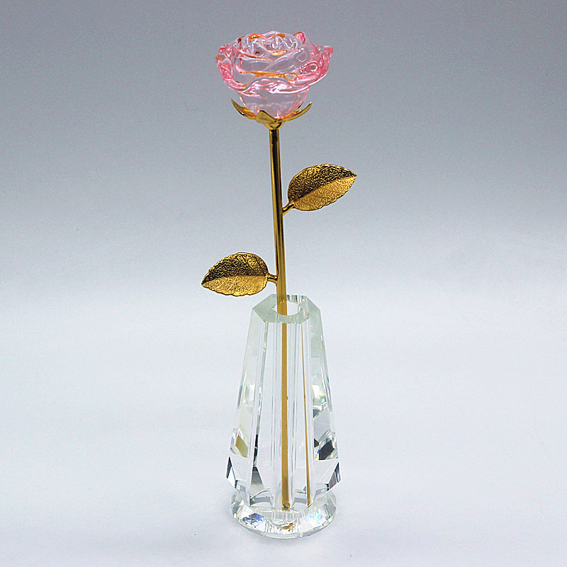 Vase rose coloré