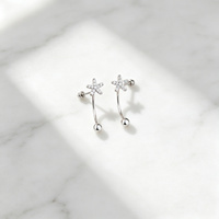 925 Silber Weißgold CZ Schraubverschluss Knorpel Blumen Ohrstecker für Damen, kleine Tragus Party Geschenk Sterling Silber Ohrringe
