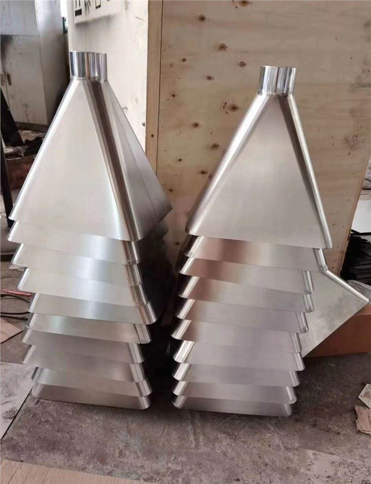 Портативный лазерный аппарат для точечной сварки 2000 Вт для металлического портативного лазерного сварочного аппарата цена