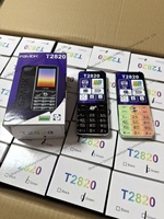 Nouveauté T2820 Téléphone pour seniors Radio FM Triple SIM Clavier 2,8 pouces Téléphone mobile GSM 3600mAh Téléphone à fonctions
