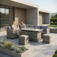 Ensemble de meubles de jardin en rotin moderne pour hôtels, villas et pubs, comprenant une table basse, des chaises et un foyer