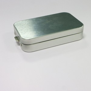 Cajas Metálicas Herméticas a Prueba de Olores con Bisagras, Paquete de 3, Resistentes a Niños, para Guardar Menta, Dulces y Rollos - Product Image 3