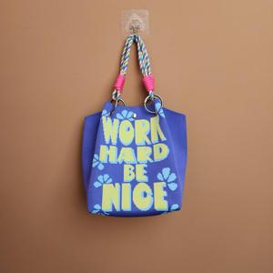 Phụ Nữ Của Thiết Kế Túi Xách 2025 Xu Hướng Mềm Mại Bền Trọng Lượng Nhẹ Giản Dị Tote Túi Bộ Sưu Tập Mới Trực Tuyến Thị trường Thời Trang Lớn - Product Image 1