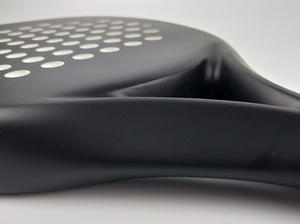 Bate de Críquet Ligero de Fibra de Carbono con Núcleo de Espuma Blanca, Duradero para Entrenamiento Escolar y Uso en Partidos al Aire Libre - Product Image 6