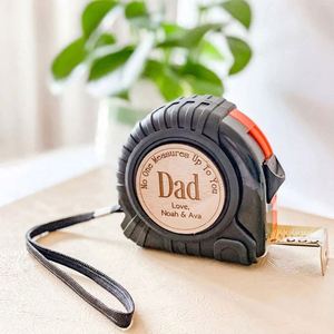 Cinta Métrica de Madera Personalizada - Regalo para el Día del Padre, Grabado Personalizado para Él, Idea de Regalo Promocional - Product Image 4