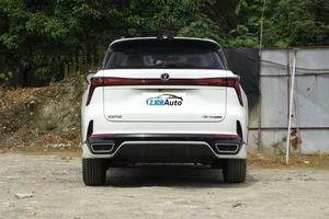 Nouveau Changan CS75 Plus 4x4 Turbo SUV, voiture essence à faible consommation, pneus R18, conduite à gauche pour adultes, intérieur sombre, prix Chine - Product Image 6