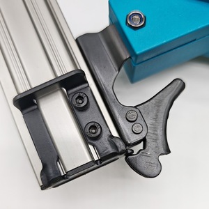 <span class=keywords><strong>Cloueuse</strong></span> <span class=keywords><strong>électrique</strong></span> <span class=keywords><strong>sans</strong></span> <span class=keywords><strong>fil</strong></span> 21V rechargeable F30 à moteur à balais pour la décoration du bois - Product Image 4