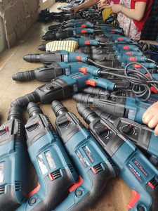 WOODERS <span class=keywords><strong>1500W</strong></span> Haute Qualité De Qualité Industrielle Électrique Perceuse À Marteau Rotatif 32mm SDS <span class=keywords><strong>Plus</strong></span> Outil Puissance Démolition Marteau Rotatif Outil - Product Image 6