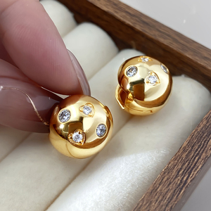 ต่างหูทรงโดมประดับเพชรซิร์คอนชุบทอง 18K กันน้ำ ไม่หมอง สำหรับผู้หญิง ขายส่งแฟชั่น เหมาะสำหรับเป็นของขวัญ - Product Image 5
