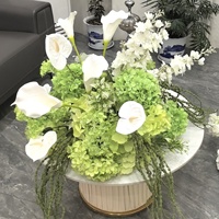 Rangkaian Bunga Hijau Putih Kustom untuk Pernikahan, Bola Bunga Dekoratif Buatan dengan Hiasan Daun Rambat dan Calla Lily