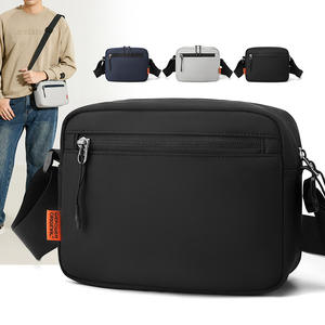 Bolso Cruzado para Hombre We Power, Color Negro Gris Glaciar, Ligero, Impermeable, Color Sólido, Casual, para el Día a Día, Verano 2025 - Product Image 3