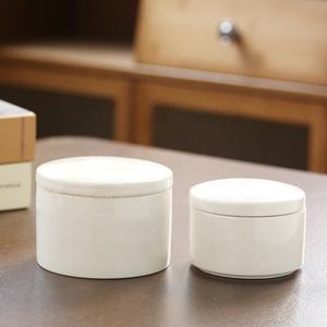 קופסת תכשיטים מקרמיקה עם מכסה לקישוט - Product Image 2