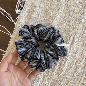 ยางรัดผมลายทางสีฟ้าสไตล์ฝรั่งเศสแบบเกาหลีสำหรับผู้หญิง - Product Image 6