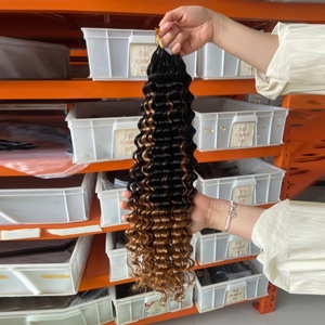Extensions de <span class=keywords><strong>cheveux</strong></span> humains au crochet couleur plume, vente en gros, <span class=keywords><strong>cheveux</strong></span> <span class=keywords><strong>bouclés</strong></span> ombrés au crochet, <span class=keywords><strong>cheveux</strong></span> en vrac Deep Water Wave <span class=keywords><strong>pour</strong></span> tressage - Product Image 2