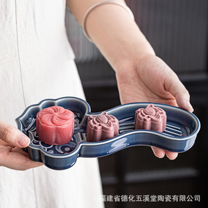จานผลไม้เซรามิกจีนรูปทรงไม่สม่ำเสมอ จานขนมหวานพอร์ซเลนสำหรับงานแต่งงาน อุปกรณ์เสริมสำหรับพิธีชงชา - Product Image 3
