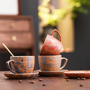 ชุดแก้วกาแฟเซรามิกพร้อมจานรองสำหรับเอสเพรสโซและลาเต้อาร์ต แก้วน้ำชาสำหรับจิบชายามบ่ายสุดหรู ของขวัญสุดพิเศษพร้อมบริการปรับแต่ง - Product Image 1