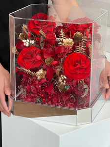 ดอกไม้สดคงสภาพยาวนานในกล่องอะคริลิค งานแฮนด์เมด ช่อดอกกุหลาบนิรันดร์ 360 °   กล่องของขวัญใสตกแต่งสำหรับงานแต่งงานที่บ้าน - Product Image 4