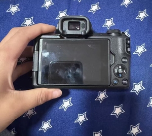 กล้องดิจิตอล <span class=keywords><strong>M50</strong></span>มือสองของแท้ APS-C กล้อง CMOS หน้าจอสัมผัส LCD 24MP - Product Image 3