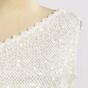 High Quality 100% polyester romantic 3D floral trim blouse Hot selling <b>Women</b> Romantic fitted sleeveless <b>top</b> - Product Image 3
