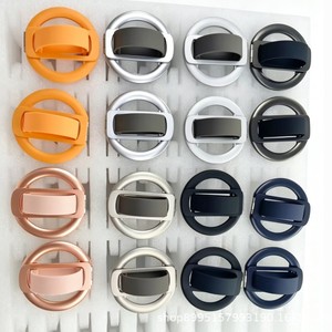 Support de téléphone portable universel avec anneau magnétique rotatif à 360°, motif coquille de luxe - Product Image 2