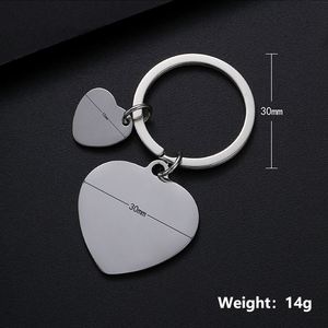 Offre spéciale : porte-clés en acier inoxydable personnalisé en forme de cœur avec petit élément en forme de cœur - Product Image 2