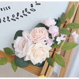 Bouquet de roses artificielles en soie blanc rose incarnadine, en promotion, pour décoration de mariage - Product Image 2
