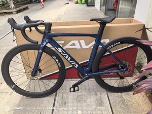 Nueva Bicicleta de Carretera <span class=keywords><strong>SAVA</strong></span> A7L de Fibra de Carbono Completa, R7100 de 24 Velocidades, Bicicleta de Carreras 700C con Freno Hidráulico para Adultos - Product Image 5