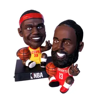 Personalizzato NBA basket star player bobblehead statuetta in resina statua Kobe James Curry action figurine NBA Super Star bobble head