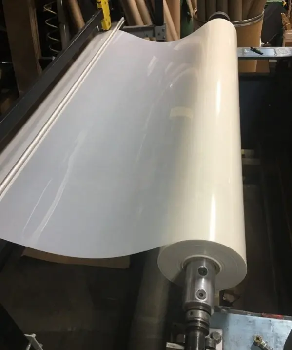 10mil * 2000mm/2750mm/2800mm PET Mylar Film rulosu ahşap kapılar üretmek için sıcak presler için kullanın