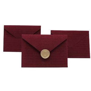 Enveloppes en velours rouge de luxe, papier et enveloppes vintage, enveloppe de mariage personnalisée avec carte, sceau de cire - Product Image 1