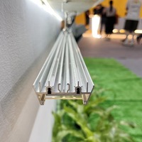 Radiateur de lampe d'usine à LED personnalisé avec dissipation de la chaleur profilé en aluminium CNC services d'usinage de surface dissipateur thermique à LED