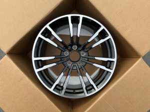 Crea un'immagine indiscutibile con la pura potenza e l'eleganza dei nostri cerchi personalizzati da 26 pollici - Product Image 4