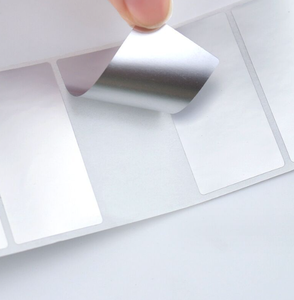 Autocollant auto-adhésif pour étiquette de pneu vinyle PET aluminium imperméable à l'eau résistant à la déchirure autocollant d'étiquette de pneu auto-adhésif - Product Image 1