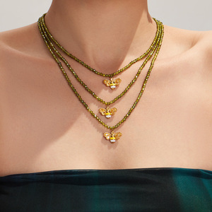 Collar de acero inoxidable hecho a mano con cuentas y colgante de abeja esmaltada, joyería de moda para mujer, uso diario. - Product Image 4