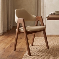 Chaise de salle à manger moderne en cuir PU avec cadre en bois d'hévéa, chaise d'appoint en bois avec accoudoirs pour la maison, le restaurant et la cuisine