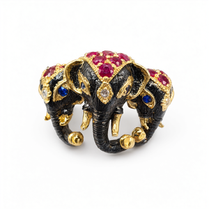 Bague éléphant majestueux à trois têtes : splendeur grenat et saphir bleu en argent 925 plaqué rhodium noir - Product Image 3