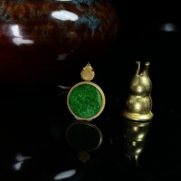 Pendentif en jadéite birmane naturelle de qualité A, forme ronde, jadéite verte de haute qualité, pendentif en jadéite pour femmes, cadeau en jadéite (avec NGTC)